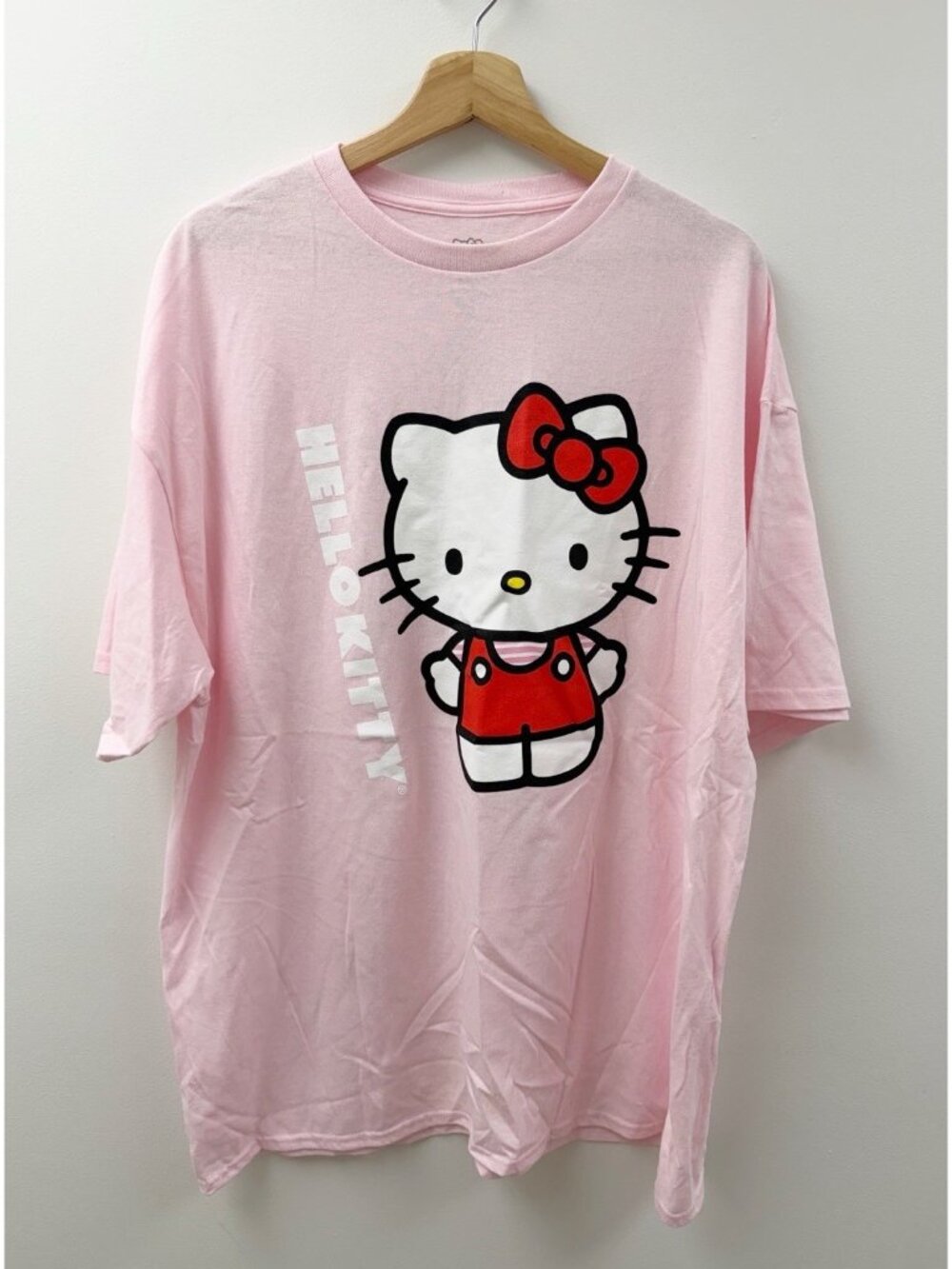Hello Kitty By Sanrio Adult Pink Short Sleeve Graphic Print T-Shirt Sz XL NWT